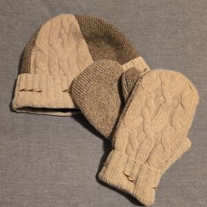 Warm And Cozy Beige and Brown Cable Knit Gloves